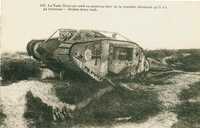  1914-1918 Tank Heinz en panne au bord de la tranchee allemande Faulty Heinz tank at the edge of the German trench.jpg 